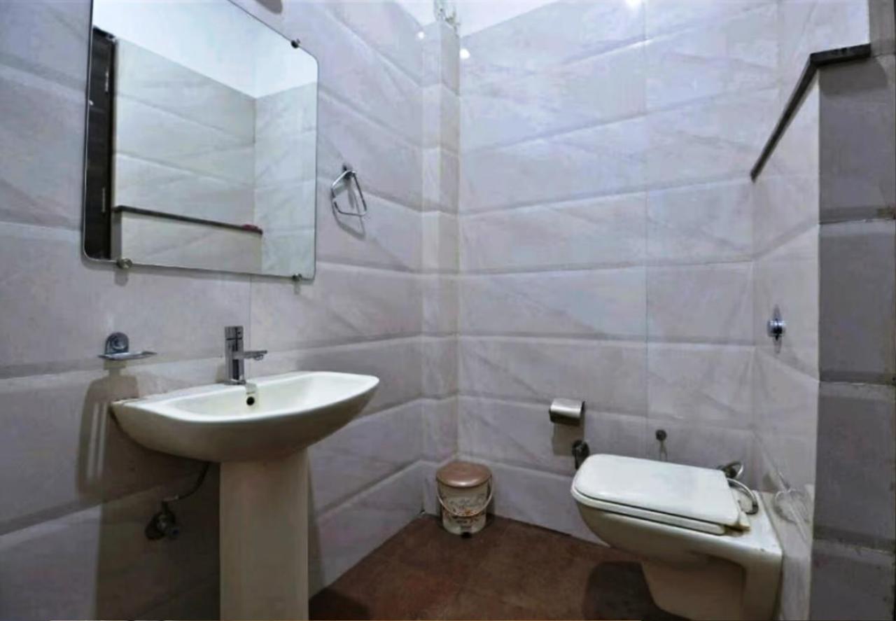 Hotel Royals Grand Galaxy Amritsar Exterior foto