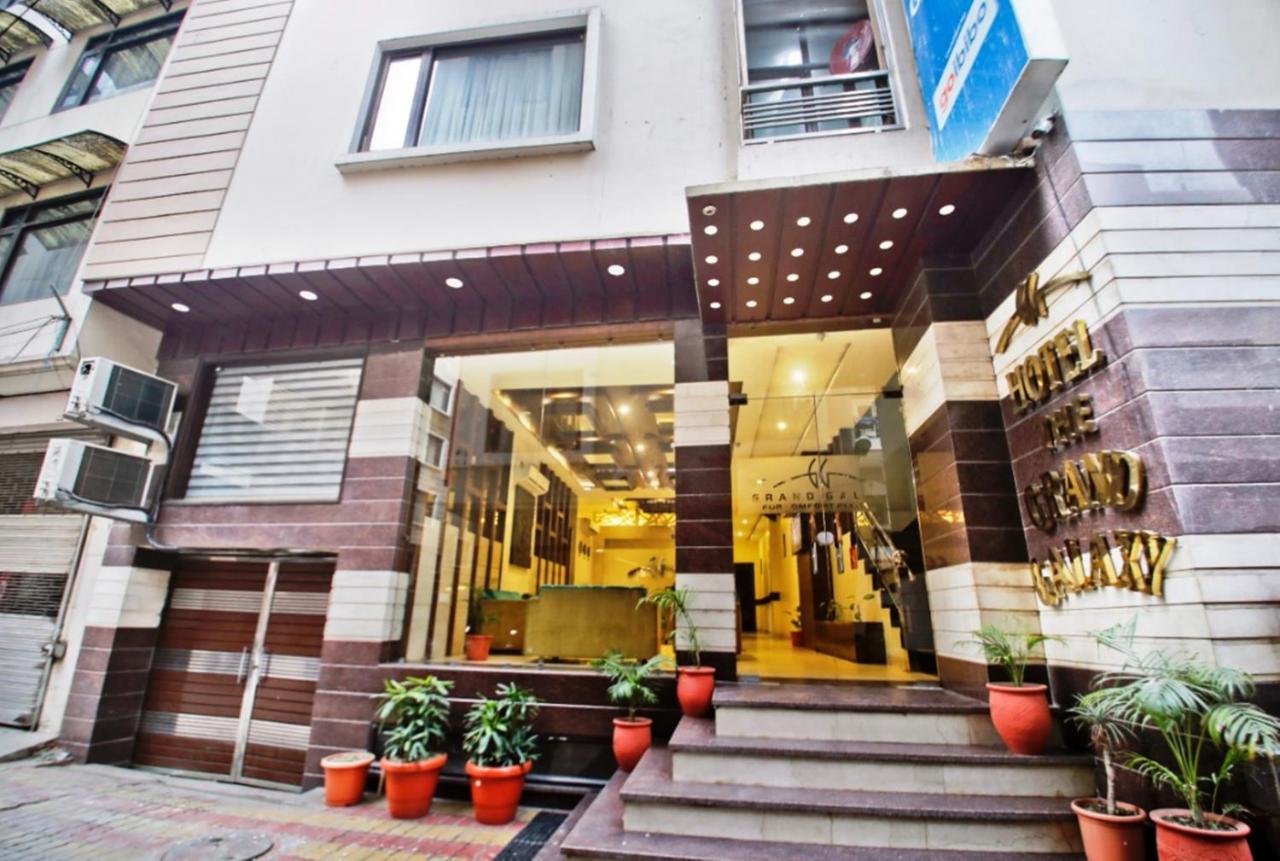 Hotel Royals Grand Galaxy Amritsar Exterior foto